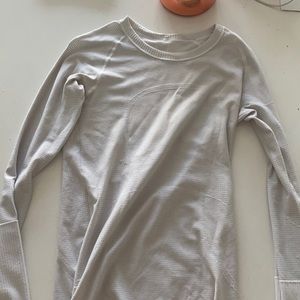 White swiftly tech long sleeve size 6